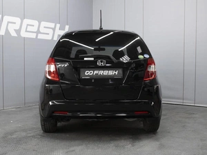 Хетчбэк Honda Fit 2012 года, 800000 рублей, Омск
