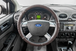 Хетчбэк Ford Focus 2006 года, 399000 рублей, Барнаул
