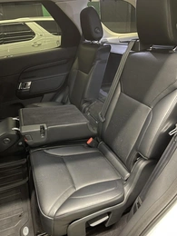 Внедорожник Land Rover Discovery 2017 года, 3900000 рублей, Красноярск