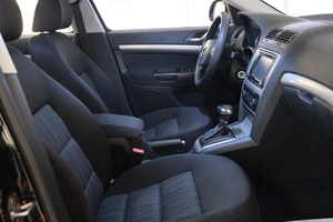 Лифтбек Skoda Octavia 2012 года, 919000 рублей, Омск