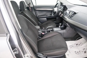 Седан Mitsubishi Lancer 2013 года, 899000 рублей, Красноярск