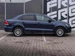 Седан Volkswagen Polo 2011 года, 705000 рублей, Краснодар