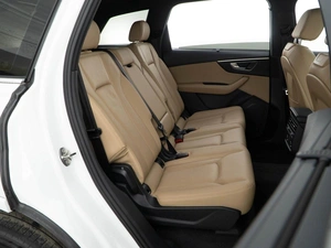 Внедорожник Audi Q7 2020 года, 6363444 рублей, Москва