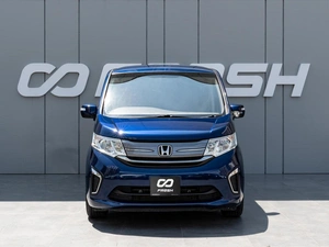 Минивэн Honda Stepwgn 2017 года, 2040000 рублей, Краснодар