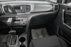 Внедорожник Kia Sportage 2019 года, 2299000 рублей, Барнаул