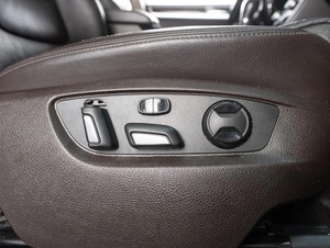 Внедорожник Volkswagen Touareg 2015 года, 2529000 рублей, Тюмень