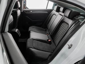 Седан Volkswagen Passat 2022 года, 3690000 рублей, Тюмень