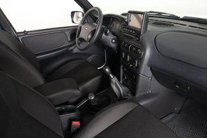 Внедорожник ВАЗ (LADA) Niva Travel 2024 года, 1339000 рублей, Пермь