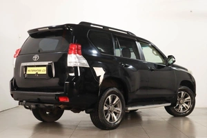 Внедорожник Toyota Land Cruiser Prado 2011 года, 3089000 рублей, Челябинск