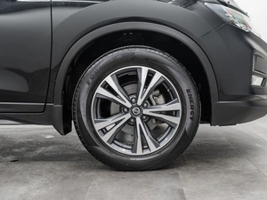 Внедорожник Nissan X-Trail 2018 года, 2279000 рублей, Красноярск