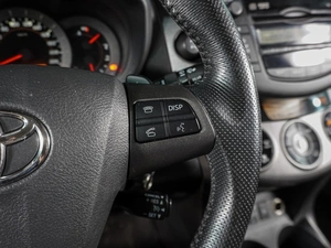 Внедорожник Toyota RAV4 2011 года, 1379000 рублей, Воронеж