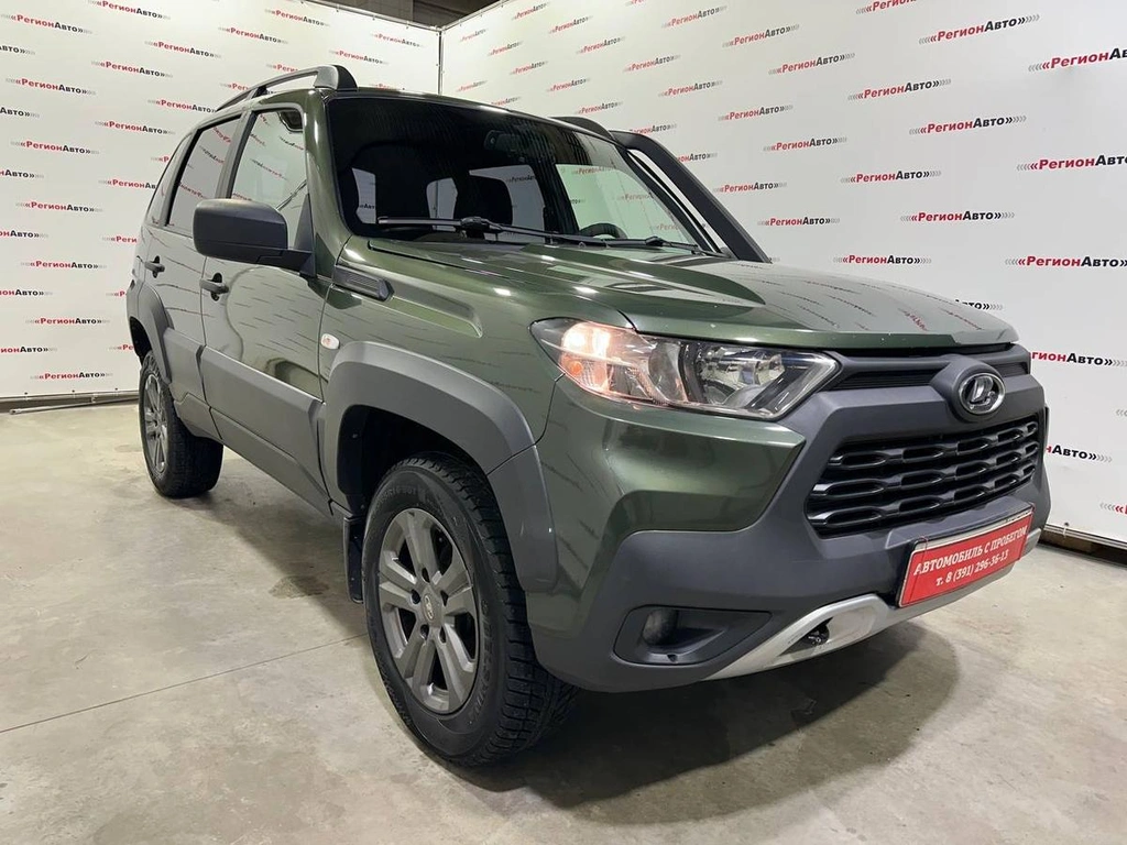 Внедорожник ВАЗ (LADA) Niva Travel 2021 года, 930000 рублей, Красноярск