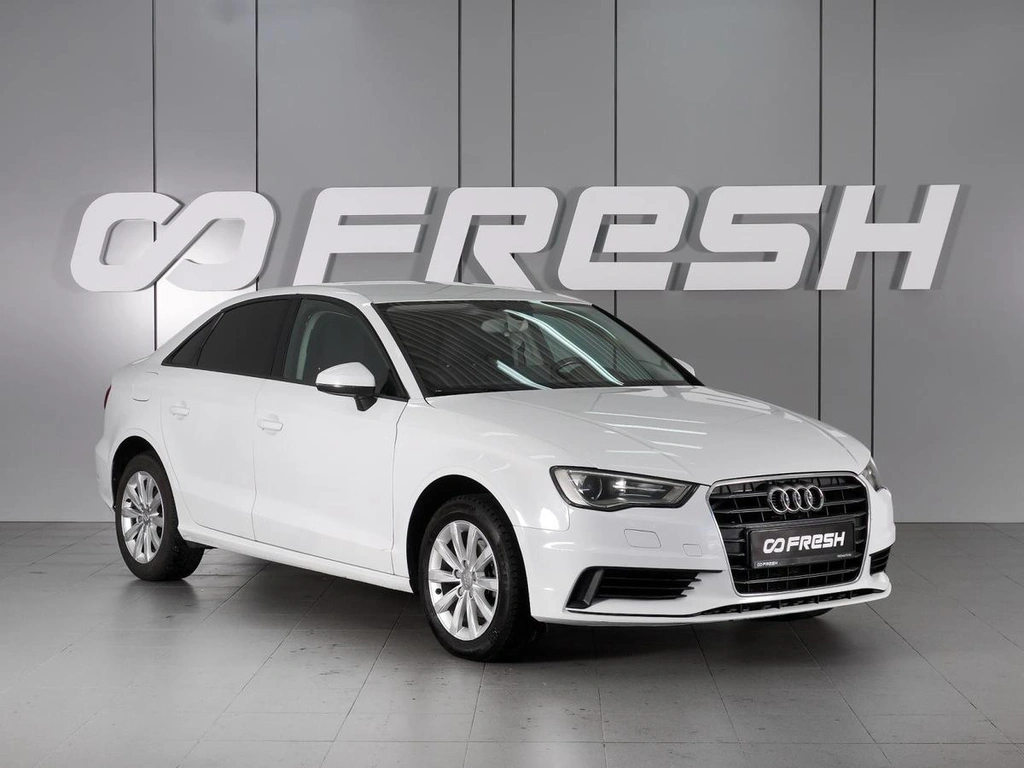 Седан Audi A3 2015 года, 1775000 рублей, Красный Пахарь