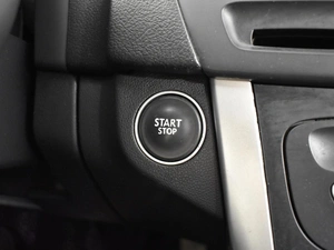 Седан Renault Latitude 2013 года, 1042000 рублей, Казань