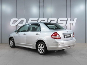 Седан Nissan Tiida 2010 года, 499000 рублей, Воронеж