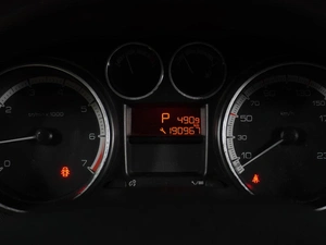 Хетчбэк Peugeot 308 2010 года, 354000 рублей, Воронеж