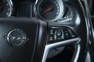 Хетчбэк Opel Astra 2011 года, 669000 рублей, Пермь