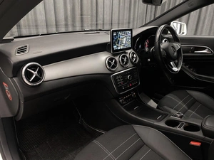 Седан Mercedes-benz CLA-класс 2015 года, 1649000 рублей, Красноярск