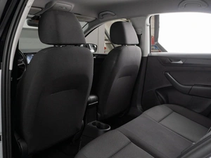 Лифтбек Volkswagen Polo 2022 года, 1699000 рублей, Тюмень