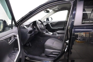 Внедорожник Toyota RAV4 2019 года, 3960000 рублей, Брянск