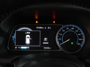 Хетчбэк Nissan Leaf 2017 года, 1800000 рублей, Воронеж