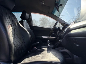 Хетчбэк Kia Rio 2013 года, 826000 рублей, Ижевск