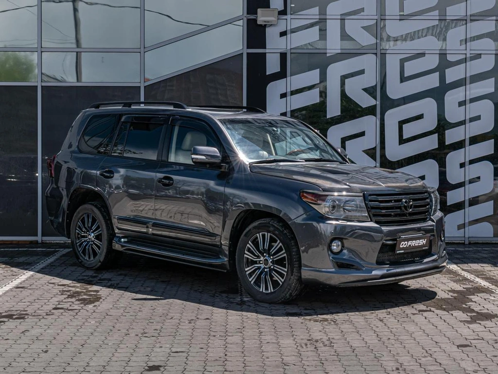 Внедорожник Toyota Land Cruiser 2015 года, 5670000 рублей, Краснодар