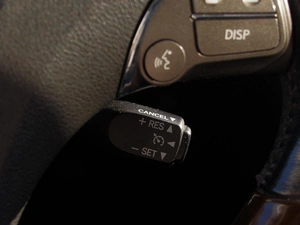 Седан Lexus ES 2011 года, 1650000 рублей, Владимир