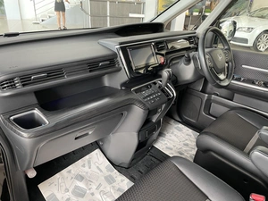 Минивэн Honda Stepwgn Spada 2015 года, 1797000 рублей, Солонцы