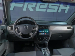 Седан Chevrolet Lacetti 2011 года, 529000 рублей, Сургут