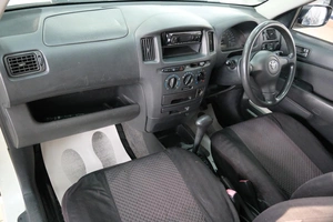 Универсал Toyota Succeed 2008 года, 689000 рублей, Омск