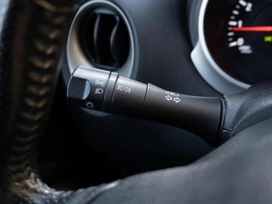 Внедорожник Nissan Juke 2013 года, 999000 рублей, Санкт-Петербург