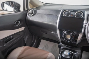 Хетчбэк Nissan Note 2017 года, 999000 рублей, Томск