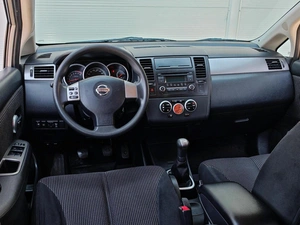 Седан Nissan Tiida 2013 года, 820000 рублей, Краснодар