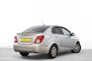 Седан Chevrolet Aveo 2013 года, 539000 рублей, Барнаул