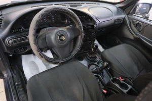 Внедорожник Chevrolet Niva 2013 года, 619000 рублей, Омск