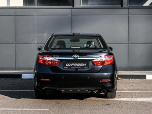 Седан Toyota Camry 2013 года, 1749000 рублей, Кирилловка