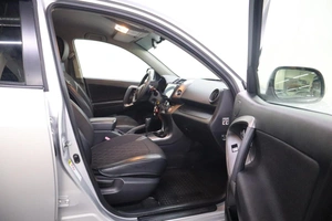 Внедорожник Toyota RAV4 2010 года, 1500000 рублей, Брянск