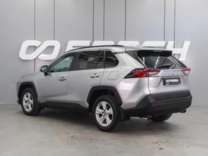 Внедорожник Toyota RAV4 2019 года, 2499000 рублей, Воронеж