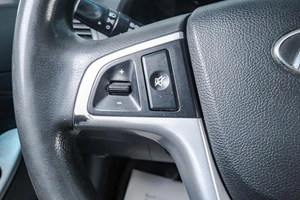 Хетчбэк Hyundai Solaris 2011 года, 769000 рублей, Челябинск