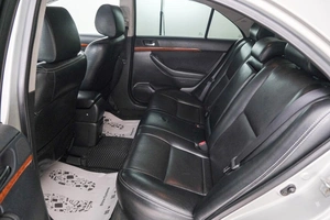 Седан Toyota Avensis 2008 года, 949000 рублей, Красноярск