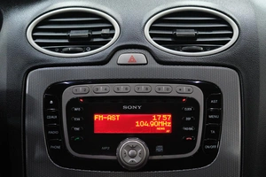 Седан Ford Focus 2010 года, 899000 рублей, Омск