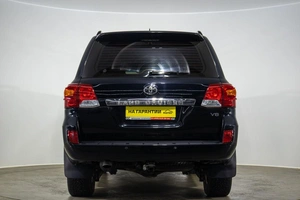 Внедорожник Toyota Land Cruiser 2013 года, 3699000 рублей, Оренбург