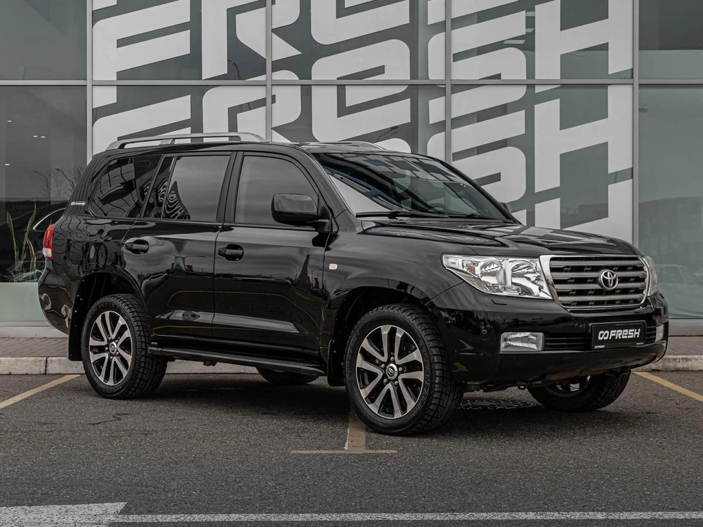 Внедорожник Toyota Land Cruiser 2011 года, 3130000 рублей, Краснодар