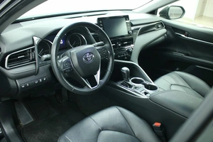 Седан Toyota Camry 2023 года, 3800000 рублей, Красноярск