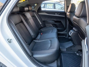 Седан Kia K5 2025 года, 3299000 рублей, Саратов