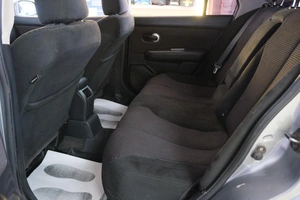 Седан Nissan Tiida 2011 года, 699000 рублей, Омск