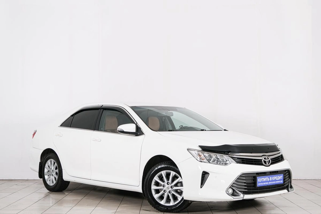Седан Toyota Camry 2016 года, 1749000 рублей, Красноярск
