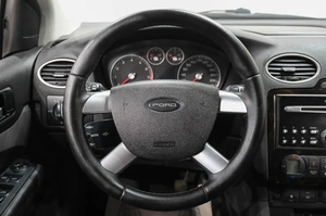 Седан Ford Focus 2005 года, 499000 рублей, Новокузнецк