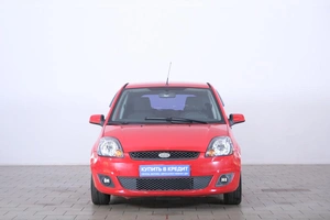 Хетчбэк Ford Fiesta 2008 года, 679000 рублей, Омск